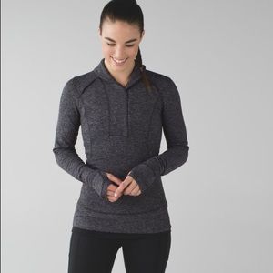 Lululemon Think Fast Pullover, Size 6